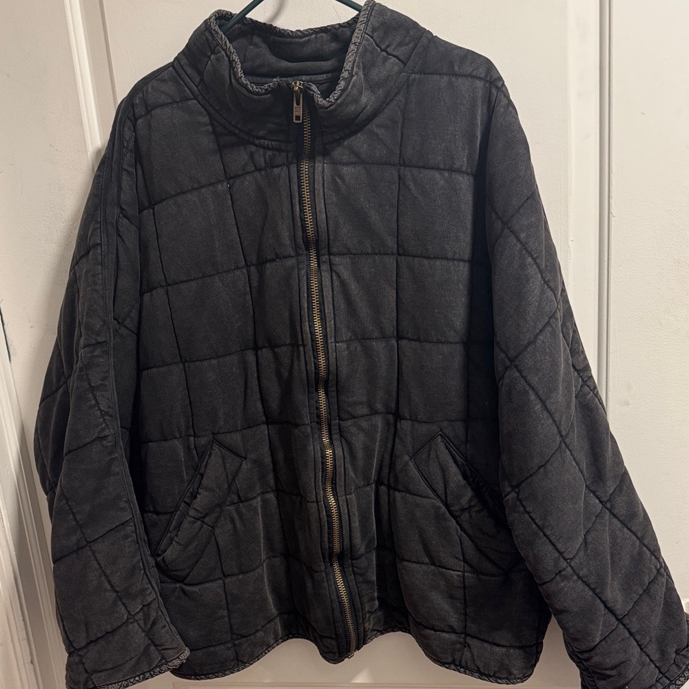 Free People Quilted Jacket in Charcoal Gray Size XL